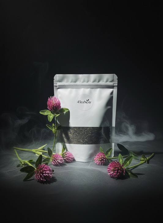 Mysterieuze 4TeaNoir met rode klaver